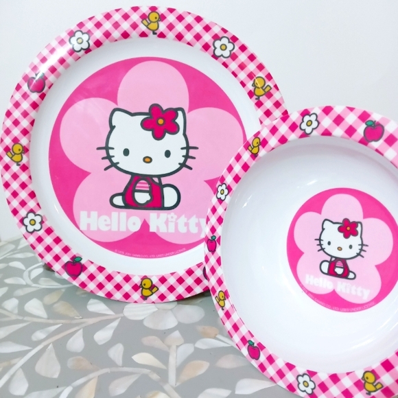 Hello Kitty Accessories Hello Kitty Vintage 20 Pink Floral Plate
